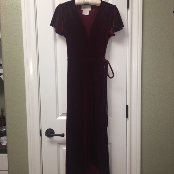 thrive velvet dress